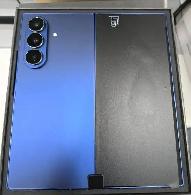 LNIB-512GB SAMSUNG fold 7 blue colour  2YEAR CARE ACCESSORIES
