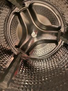 Samsung Front Load Washer - Photo 4