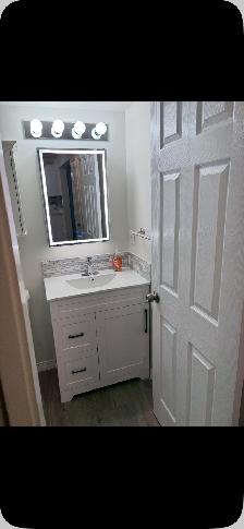 1 bedroom one bath fully renovated Westmount area - Photo 8