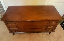 Lovely Vintage MCM HONDERICH Furniture Co Cedar Chest Ex Cond