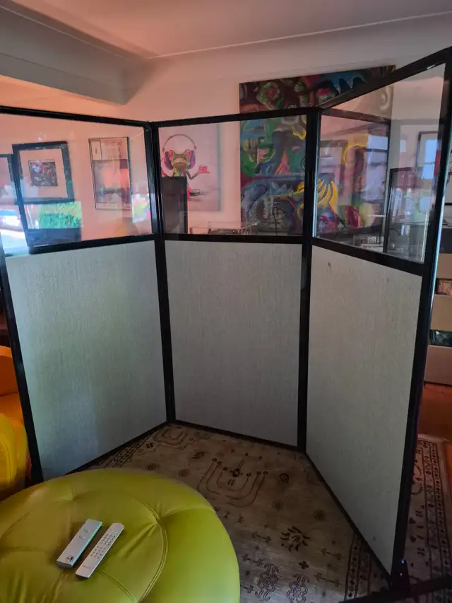 Room divider