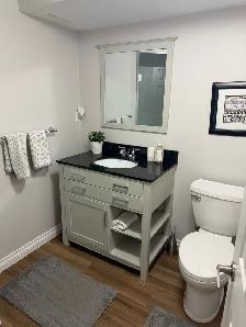 Lovely2 bedrooms furnished walk out in the house - Photo 6
