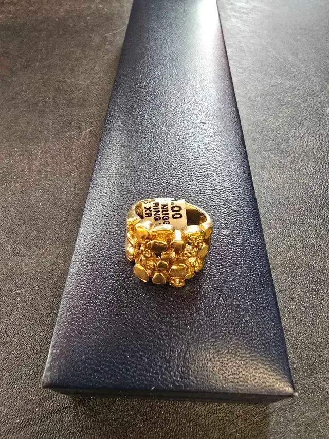 10K Yellow Gold Nugget Ring