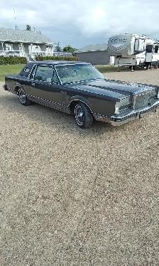 1982 Lincoln MarkV1 For Sale - Photo 3