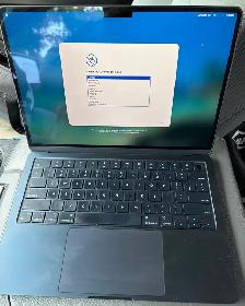 MacBook Air M2 13-inch - Photo 3