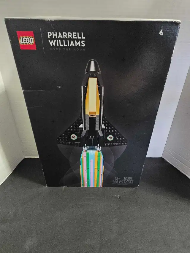 Lego 10391 Pharrell Williams Over The Moon New
