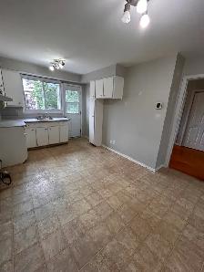 4 ½ - Beau, Propre, Stationnement, Près Métro Honoré-Beaugrand - Photo 20