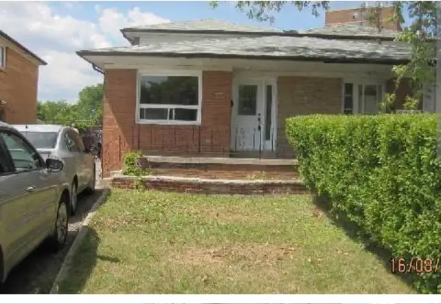 RENT IMMEDIATELY IN MALTON ( MASTER BEDROOM IN UPPERFLOOR)