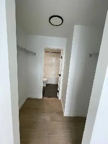 Lease Takeover – 1 Bed   Den | 2 Full Bathrooms | Marda Loop - Photo 9