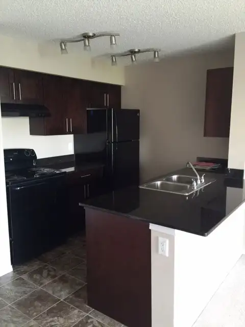 2 Bed   Den, 2 Bath Apartment in Rutherford (SW)