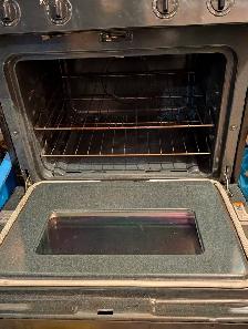 Magic Chef 4 Burner Gas Stove Range Black Works great! - Photo 3