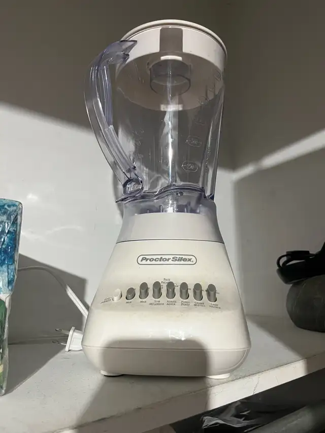 blender white