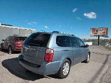 2009 Kia Sedona EX Leather Heated Seats Sunroof - Photo 4