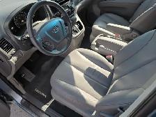 2009 Kia Sedona EX Leather Heated Seats Sunroof - Photo 8