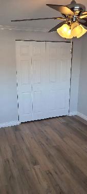 Five Bedrooms Detached House  for Sale By Owner - Photo 7