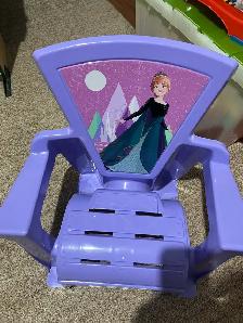 child’s chair - Photo 2