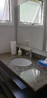 St Catharines - ROOMS for COUPLES and SINGLES - $500 to $850 - Photo 7