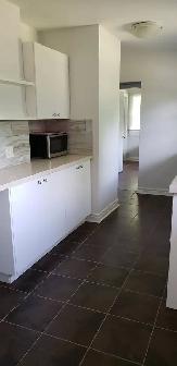 St Catharines - ROOMS for COUPLES and SINGLES - $500 to $850 - Photo 11