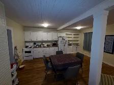 1 Bedroom   Den | 1 Bathroom - Photo 2
