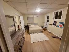 1 Bedroom   Den | 1 Bathroom - Photo 3