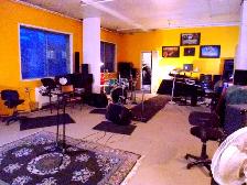 À LAVAL ou MTL Locaux de Pratique pour DRUMMERS et/ou BANDS - Photo 4