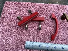 Vintage assorted cupboard door/drawer pulls - Photo 4