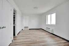 One & Two Bedroom Suites - Pet Friendly - Photo 3