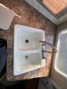 2008 OKANAGAN 811SL TRUCK CAMPER, SOLAR, GENERATOR, INVERTER - Photo 30