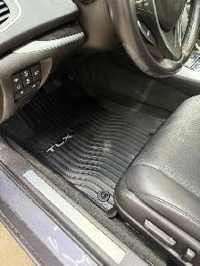 2018 Acura TLX SH-AWD 4 Door - low kms - Photo 6