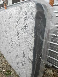 New Bamboo Queen Size Mattress - Photo 3
