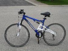 HYBRID 29' GENESIS V2900 SERIES 21 SPD   DUAL SUSPENSION RACER! - Photo 4