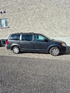 Dodge Grand Caravan 2012 en bonne condition - Photo 2