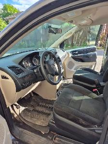 Dodge Grand Caravan 2012 en bonne condition - Photo 8