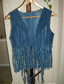 LEATHER VEST WITH FRINGES