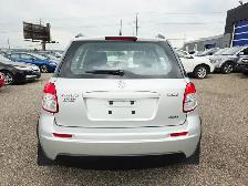 2007 Suzuki SX4 AWD One Owner Vehicle Clean Carfax Remote Starte - Photo 5