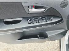 2007 Suzuki SX4 AWD One Owner Vehicle Clean Carfax Remote Starte - Photo 14