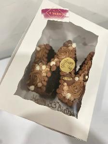 letter cakes, stunning cakes Milton custom cakes desserts - Photo 7