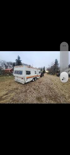 Winnebago camper - Photo 3