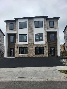 3 Bed 2.5 Bath