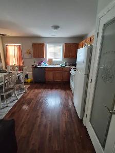 3 Bedroom Apartment - Photo 5