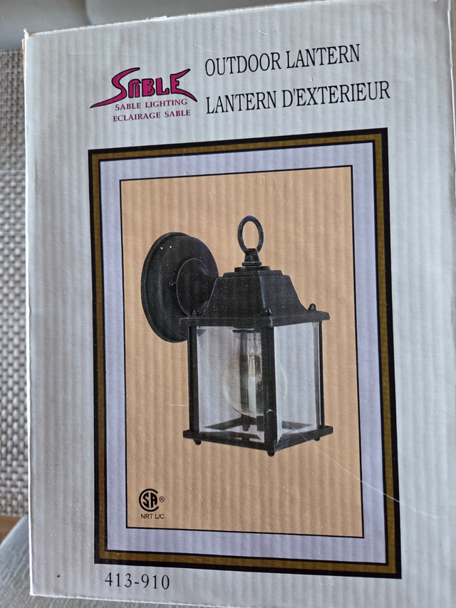 ELECTRIC OUTDOOR LANTERNS