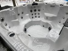 Door Crasher Sale! New 8 Seater Spa - 56 Jets - Free Delivery ST