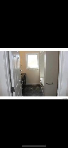Room Available near Pembina Hwy - Photo 4