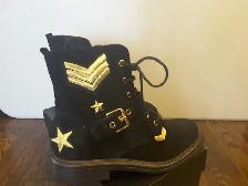 Brand New Women leather boots Size 9.5 - Photo 2