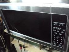 Hamilton Beach 1000 Watt Microwave CLEAN $20 CALLS ONLY PLEASE!