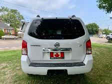 2010 PATHFINDER LOW KM LOADED CERTIFIED ALBERTA - Photo 7