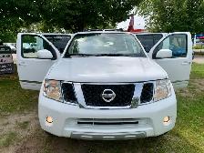 2010 PATHFINDER LOW KM LOADED CERTIFIED ALBERTA - Photo 12