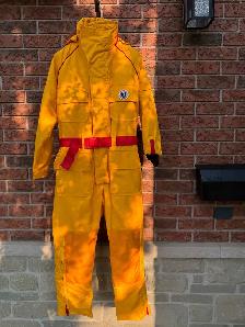 mustang full floater suit large