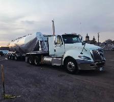AZ DRIVER TRUCK & PNEUMATIC TANKER - Photo 2