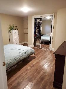 1 bedroom plus den large basement apartment in Collingwood - Photo 7